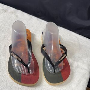 Havaianas Harry Potter Multi Color Flip Flops Thongs Slip-on Sandals Sz 13 NWOT